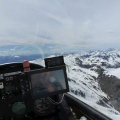 Flugwegposition um 13:45:09: Aufgenommen in der Nähe von Gemeinde Sillian, 9920, Österreich in 2736 Meter